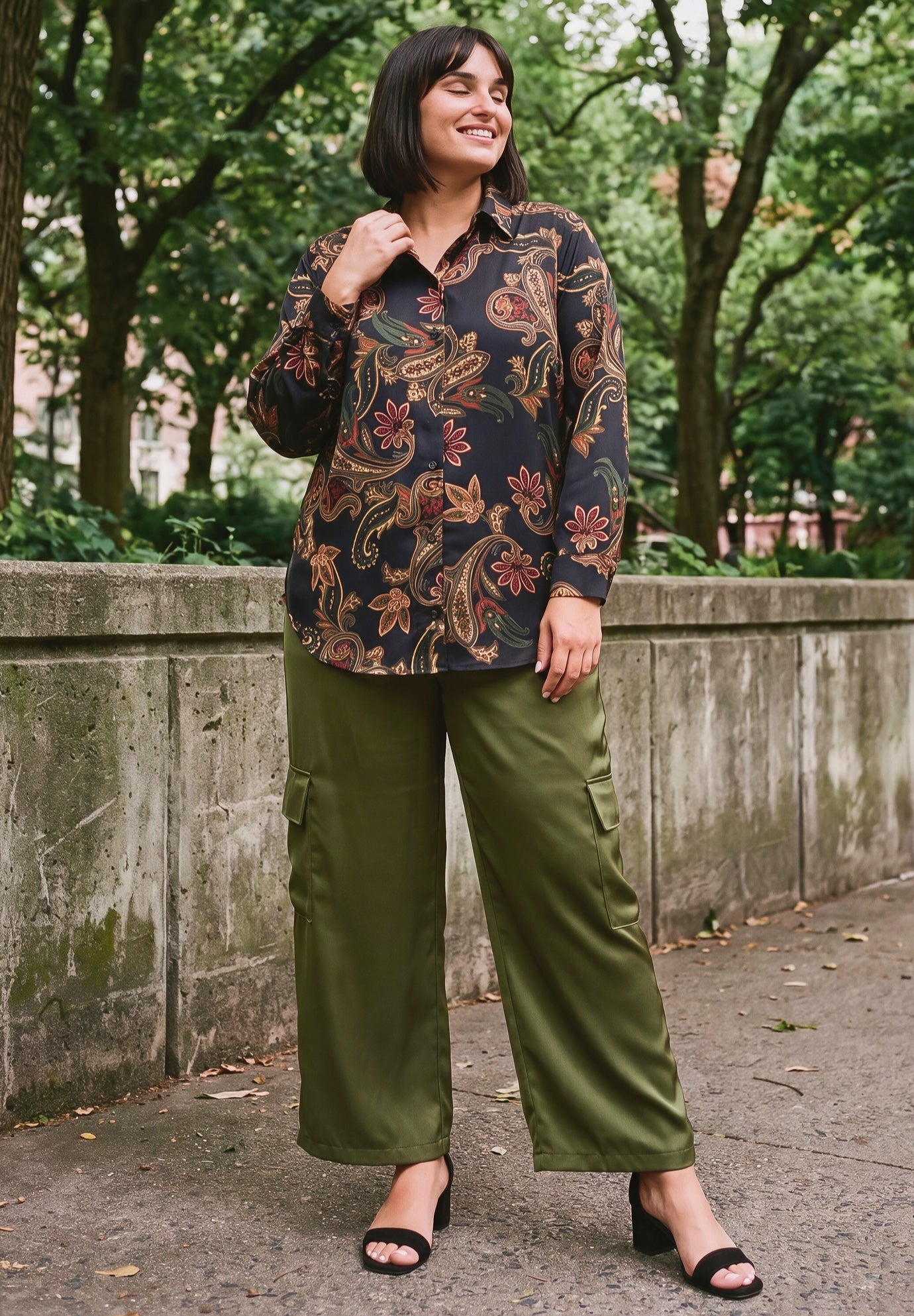 Cece Printed Button Up Blouse image number 1