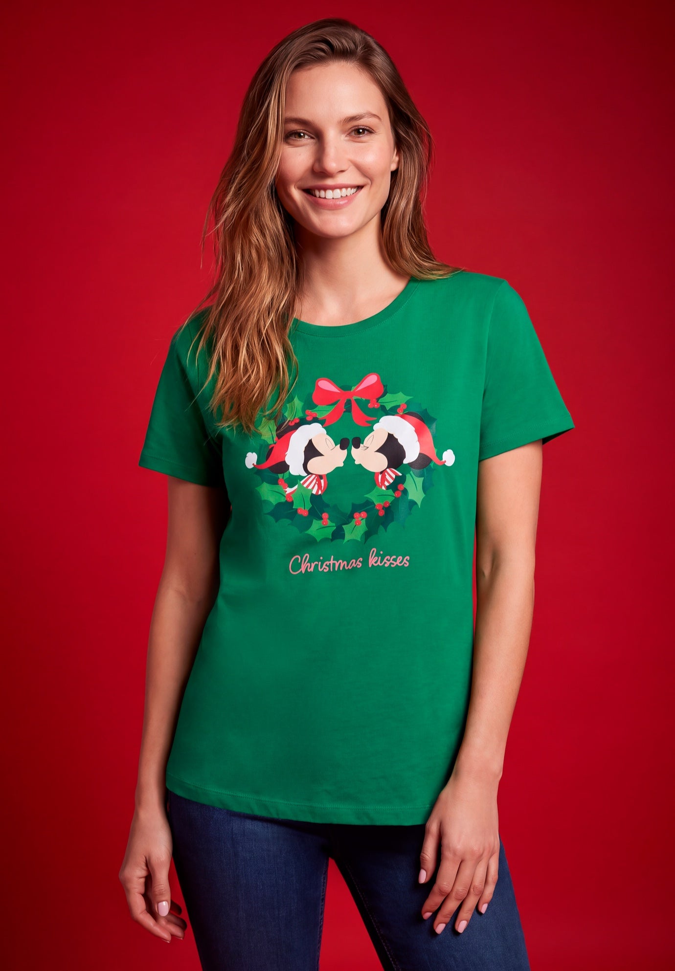 Xmas Kisses Crewneck Tee image number 0