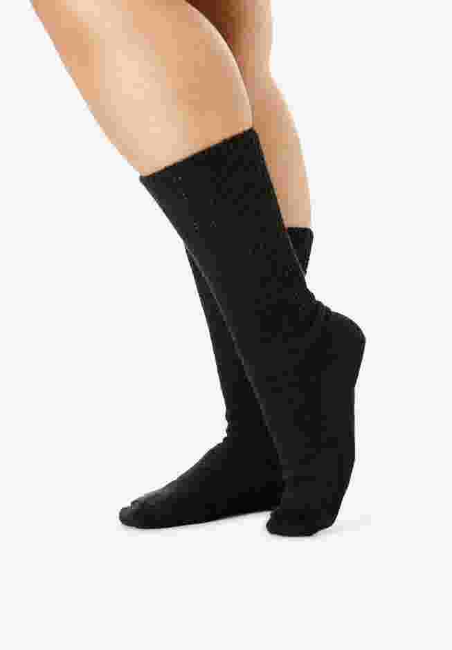 2-Pack Open Weave Extra Wide Socks image number 3