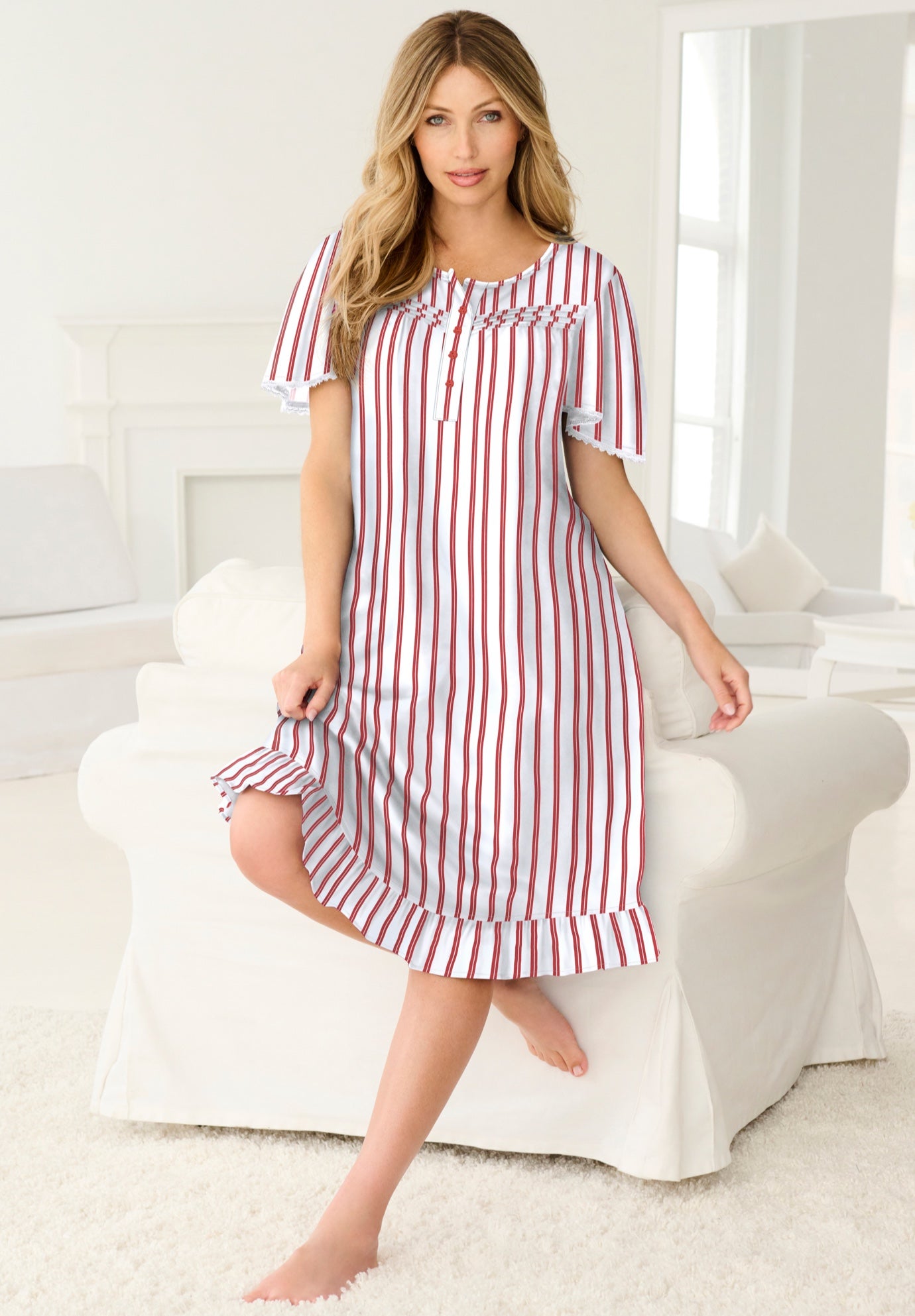 Short Floral Print Cotton Gown image number 5