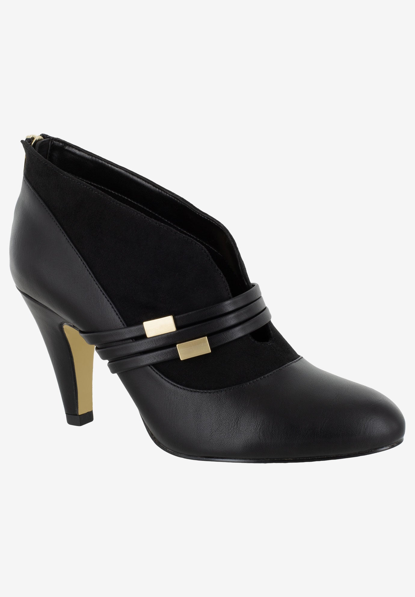 Women's Noemi II Shootie by Bella Vita
