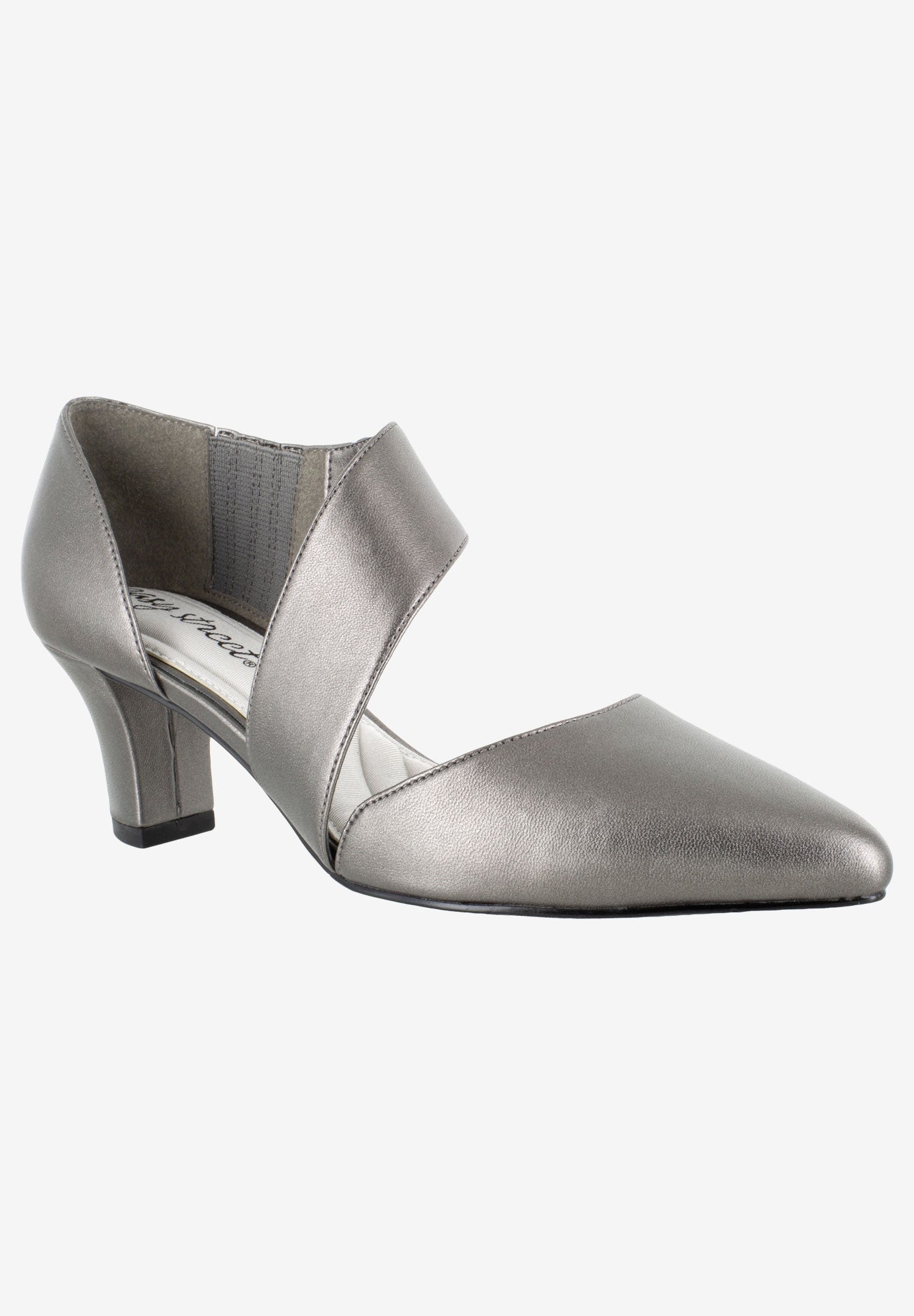 Women's Dashing Pump by Easy Street