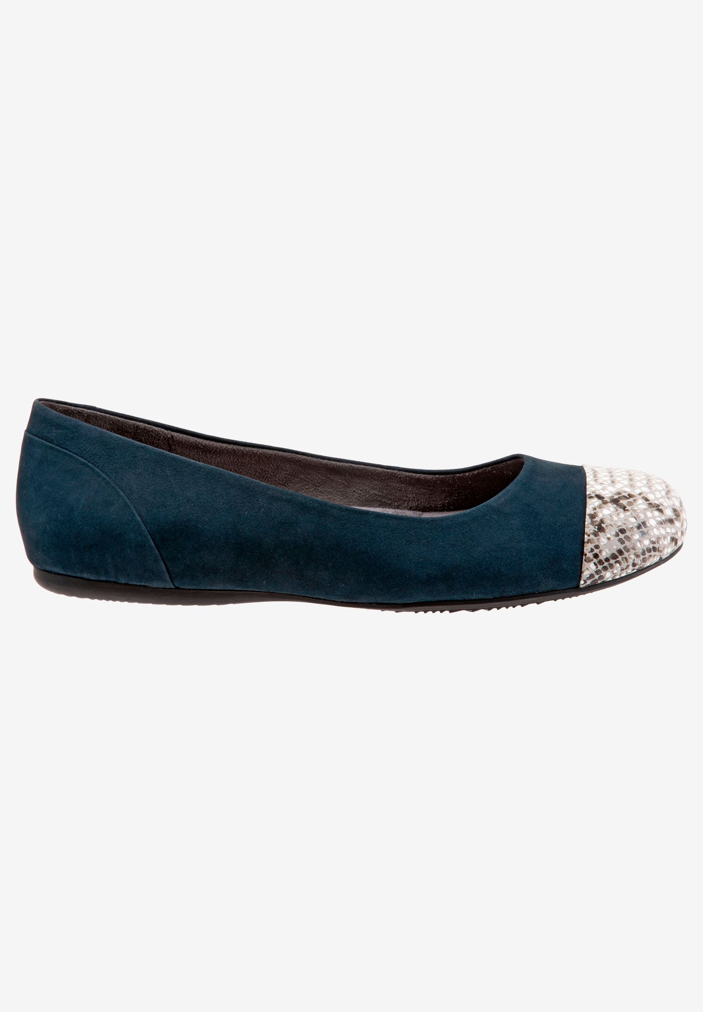 Sonoma Cap Toe Flat by Softwalk®| Plus Size Flats | Jessica London